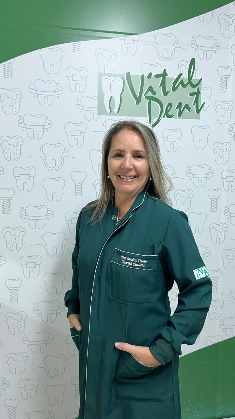 Retrato de Dra. Sandra Greca Toledo, Direção Clínica na Clínica Vitaldent